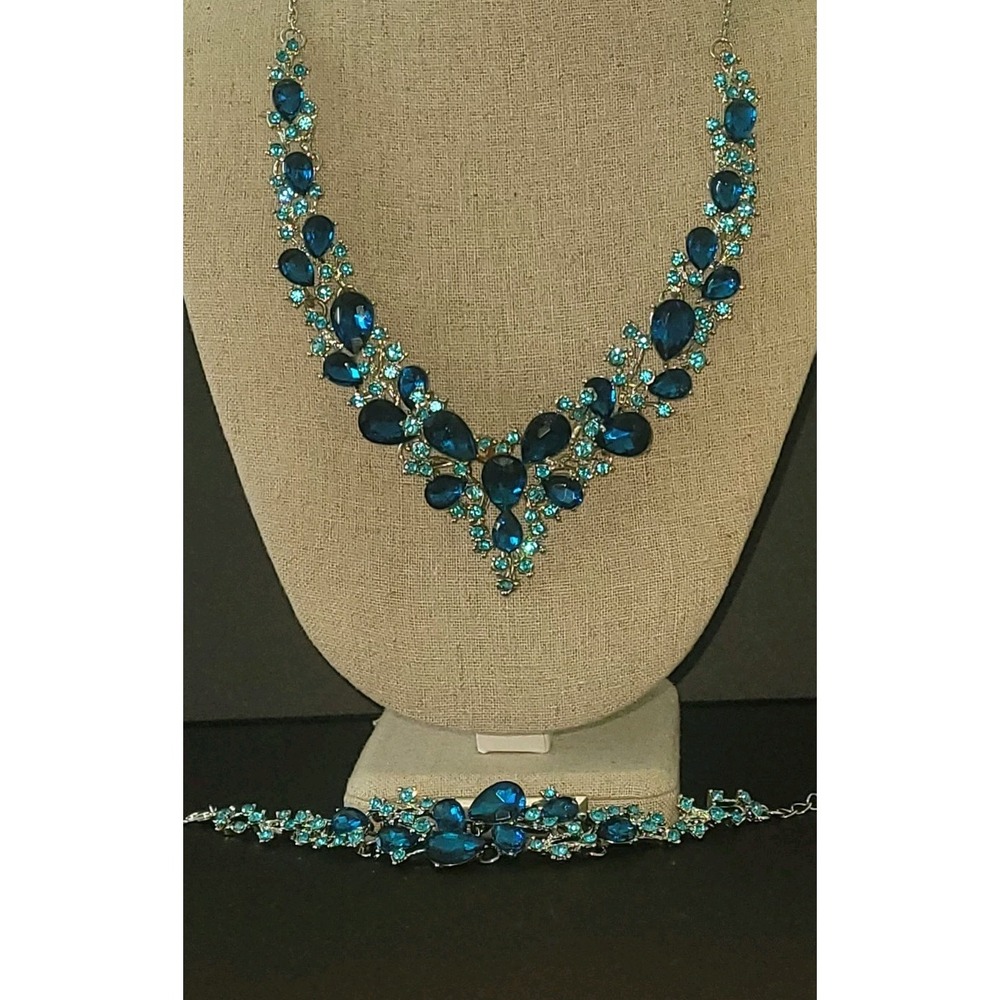 Blue Rhinestone Necklace Bracelet Set Teardrop Crystal Silver Tone